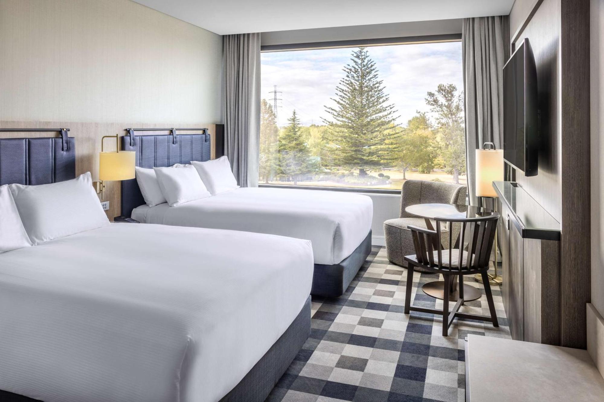 Doubletree By Hilton Auckland Karaka Hotel Exterior photo