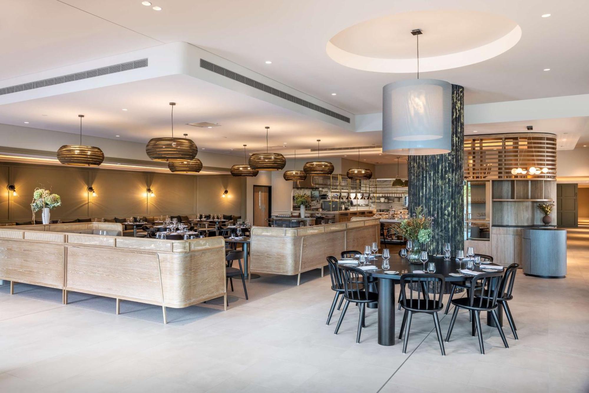 Doubletree By Hilton Auckland Karaka Hotel Exterior photo