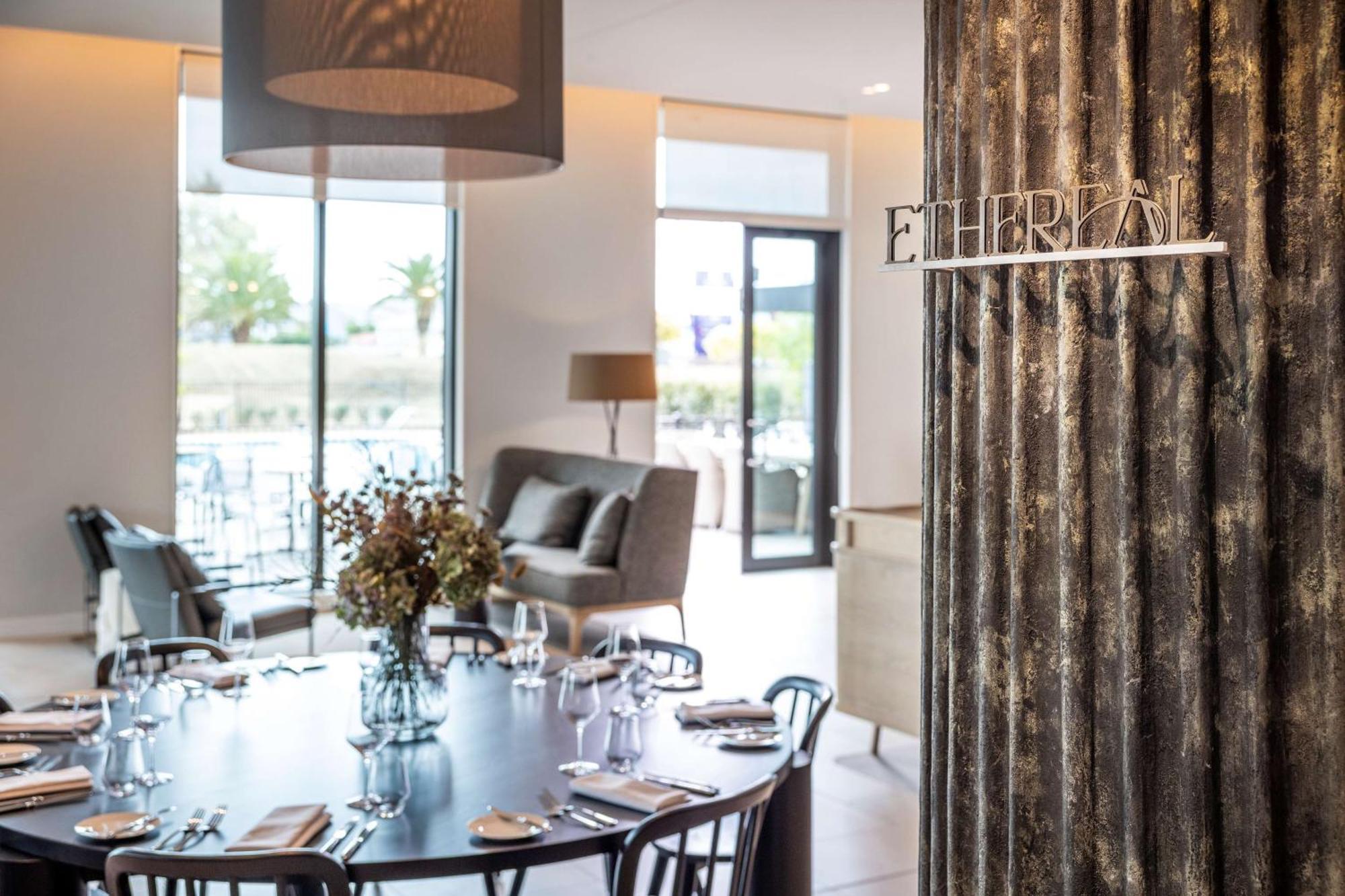 Doubletree By Hilton Auckland Karaka Hotel Exterior photo