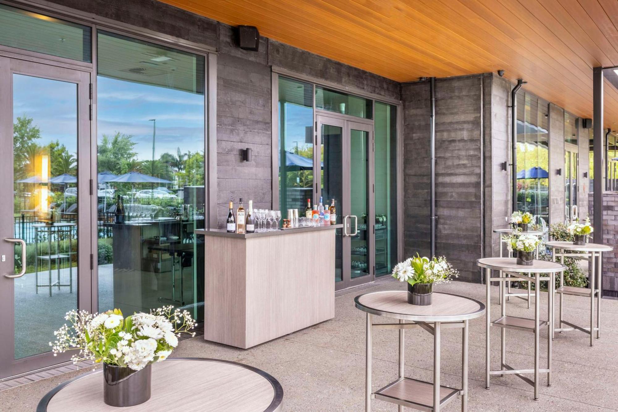 Doubletree By Hilton Auckland Karaka Hotel Exterior photo